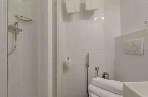 Laigueglia Hotel | Hotel Del Golfo 52, Laigueglia, Italy