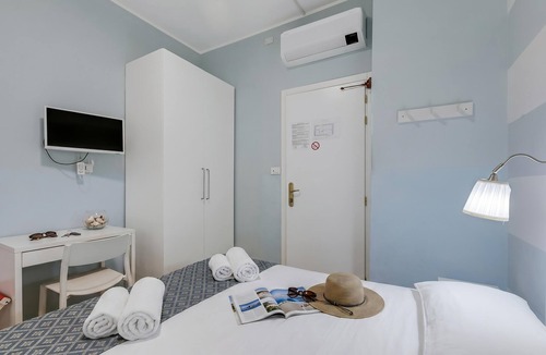 Laigueglia Hotel | Hotel Del Golfo 53, Laigueglia, Italy