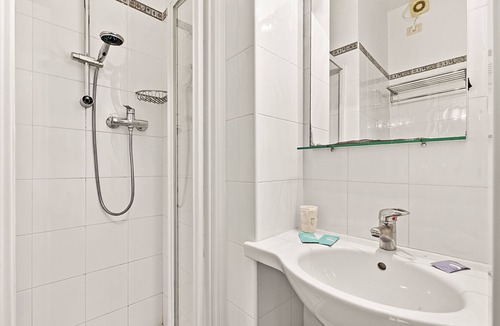 Laigueglia Hotel | Hotel Del Golfo 57, Laigueglia, Italy