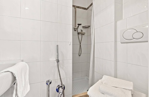Laigueglia Hotel | Hotel Del Golfo 58, Laigueglia, Italy