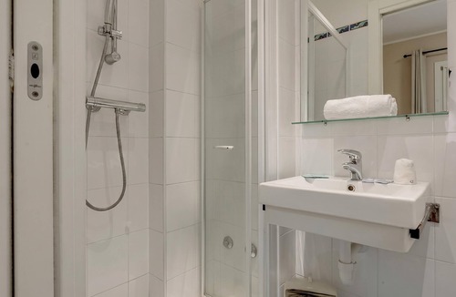 Laigueglia Hotel | Hotel Del Golfo 71, Laigueglia, Italy