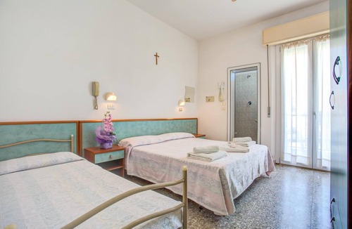 Torre Pedrera Hotel | Hotel Diamante