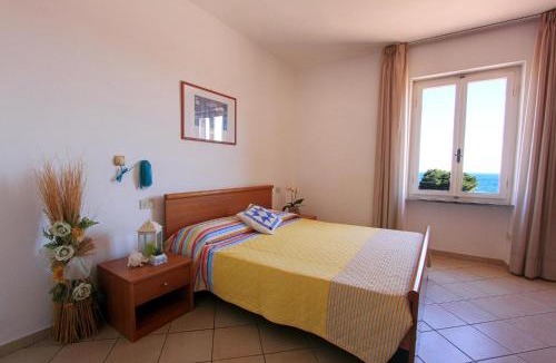 Sant' Andrea Hotel | Hotel Holiday Bambù