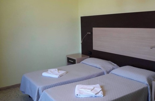 Follonica Hotel | HOTEL HRS