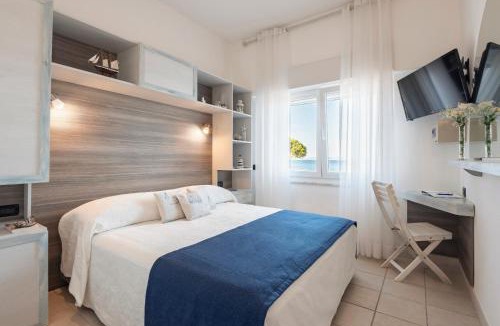 Porto Santo Stefano Hotel | Hotel La Caletta