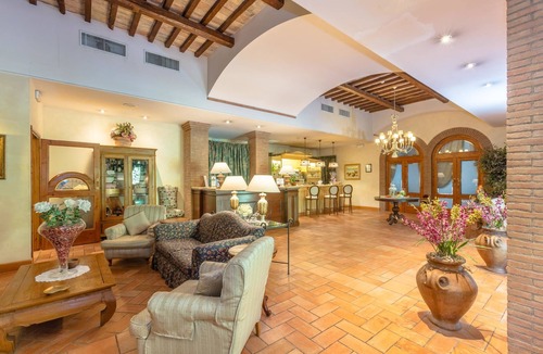 Magliano Sabina Hotel | Hotel La Pergola
