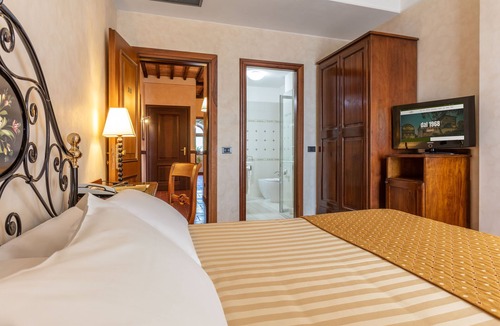 Magliano Sabina Hotel | Hotel La Pergola