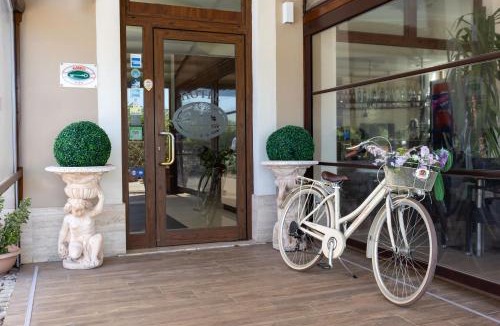 Valmontone Hotel | Hotel La Quercia