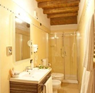 Vigarano Mainarda Hotel | Hotel La Tortiola