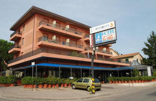 Passignano sul Trasimeno Hotel | Hotel La Vela