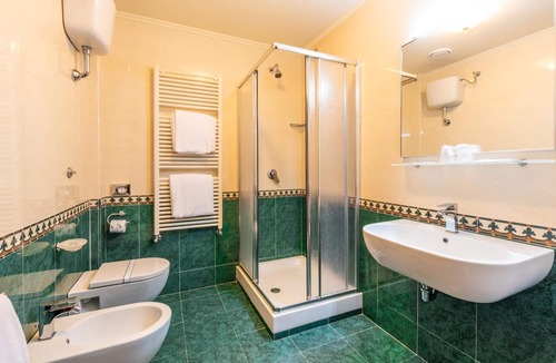 Bolsena Hotel | Hotel Lido