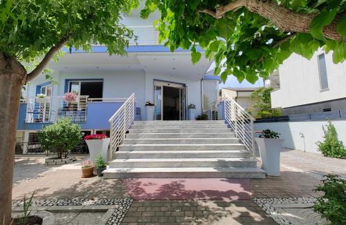 Pinarella Hotel | Hotel Moderno - Bed & Breakfast