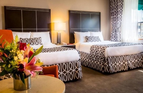 Pico-Union Hotel | Hotel Olyver - Koreatown LA