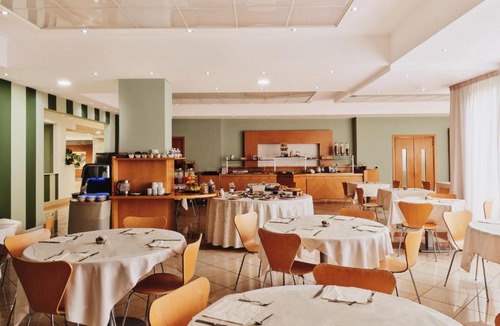 Rigutino Hotel | Hotel Planet International