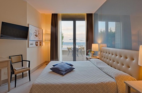 San Lorenzo al Mare Hotel | Hotel Riviera dei Fiori