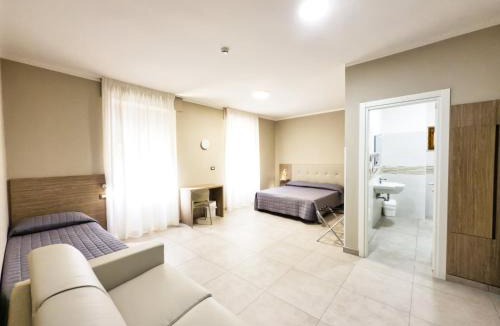 Roccaporena Hotel | Hotel Roccaporena & Margherita