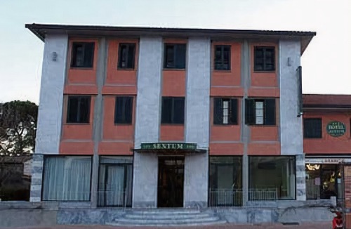 Cascine-La Croce Hotel | Hotel Sextum