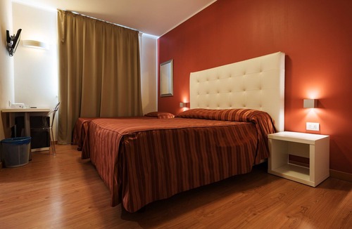 Stradella Hotel | Hotel Villa Molinari