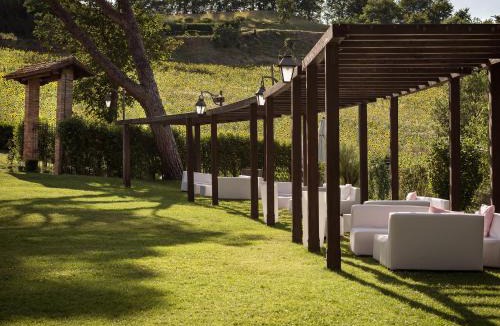 Monteluiano Hotel | Hotel Villa Montegranelli