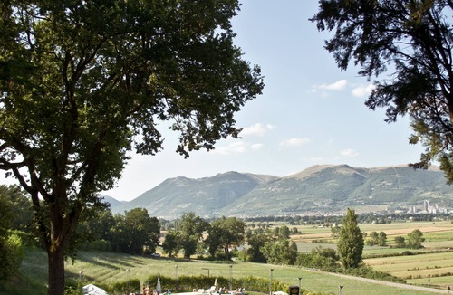 Monteluiano Hotel | Hotel Villa Montegranelli