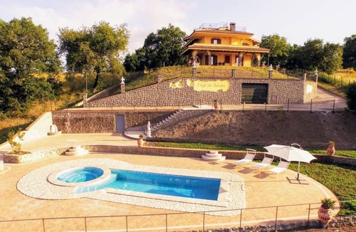 Montefiascone House | House ∙ 8 bedrooms ∙ 16 guests