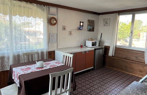 Lake Bracciano Apartment | HOUSE OF ANNA COMFORT NATURE ART