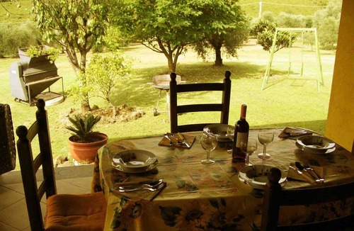 Cori House | House Vacation Rome with garden dipped in the green of the countries of the Roman Castles