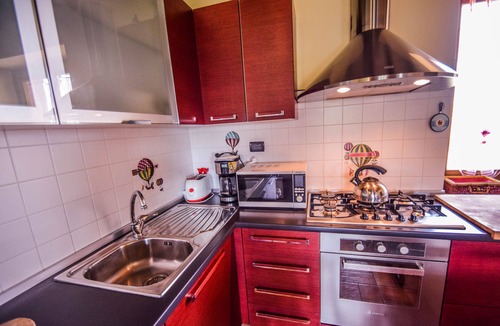 Avigliano Umbrio House | House with private pool/garden 5 km from village. Quiet street & panoramic views
