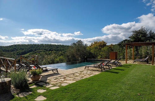 Montegiove Villa | I Tramonti 10+2, Emma Villas