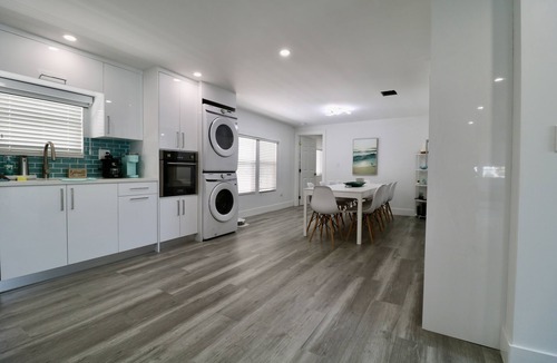 Blue Waters House | Ideal Keys Getaway! Bring your family, boat and enjoy Keys living!