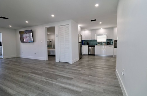 Blue Waters House | Ideal Keys Getaway! Bring your family, boat and enjoy Keys living!