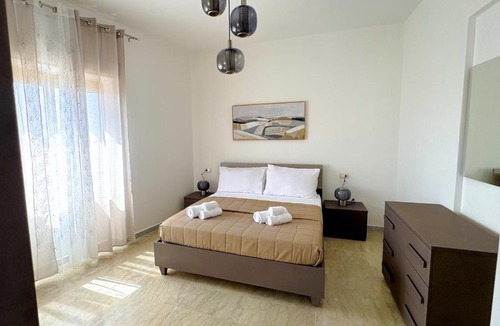 Nettuno Apartment | IDOLO MORESCO Apartments - spacious & charming holiday homes in NETTUNO center, just a few meters from the sea, beaches and train station, with hourly connections to Rome