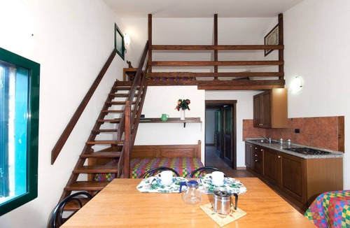 Guardistallo Apartment | Il Borgo Centro Vacanze
