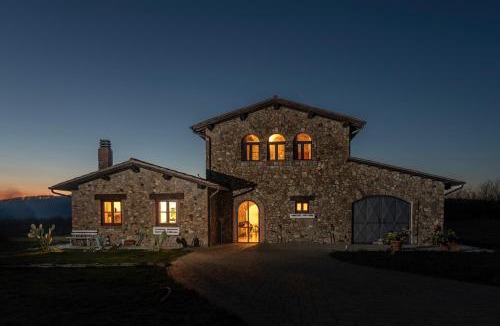Blera House | Il casale del Mignone