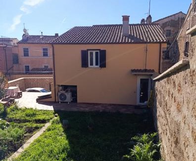 Nepi House | Il giardino di Borgo Nuovo