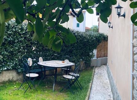 San Giovanni Valdarno Apartment | Il mio accogliente giardino all' italiana