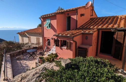 Patresi Apartment | Il Plumbago - Elba Affitti
