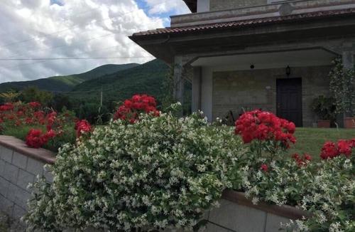 Pettorano sul Gizio Apartment | Il Poggio Dei Pettirossi