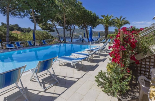 Porto Azzurro Apartment | IL PORTO TRILO 7 - IL PORTO 7