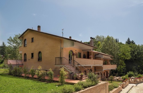 Assisi Apartment | Il Sentiero Apartment, sourrounded by greenery