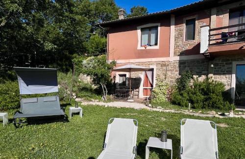 Monteluiano House | Ina Maka - Appartamento con giardino immerso nel verde