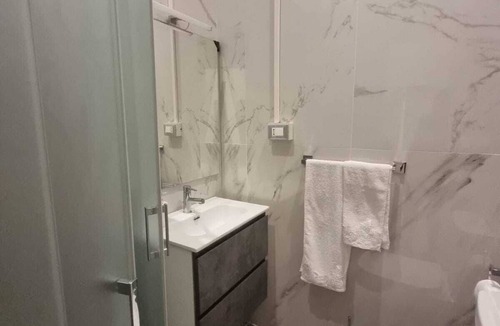 Savena Apartment | Independent Room with Private Access in Fairgrounds