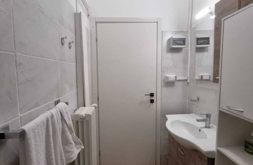 Savena Apartment | Independent Room with Private Access in Fairgrounds