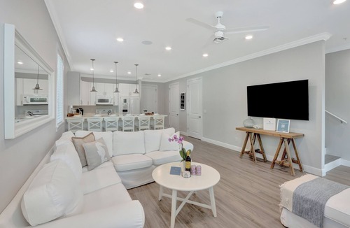 Islamorada Villa | Isla Guava: Boutique Resort, FREE Boat Dockage Sept-Oct Only!