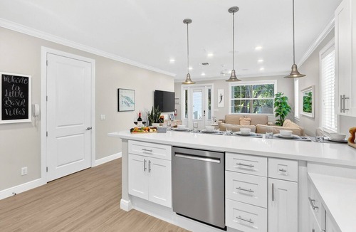 Islamorada Villa | Isla Honeydew: 3 En-Suite Bedrooms, Pool, Dock