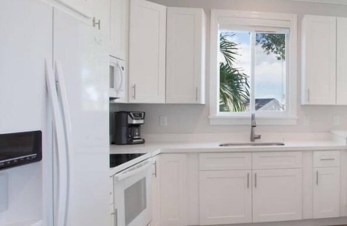 Islamorada Villa | Isla Honeydew: 3 En-Suite Bedrooms, Pool, Dock