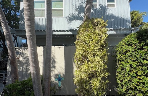 Lower Matecumbe Beach House | Islamorada Sanctuary - Canal Front & Private Beach Access