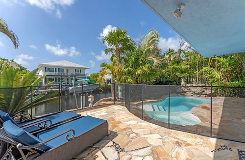 Islamorada House | Island pool home awaits in Islamorada's Port Antigua