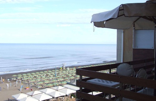 Marina di Castagneto Carducci Apartment | Rododendro by Holiday World