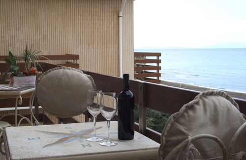 Marina di Castagneto Carducci Apartment | flat 'Windows' near the beach